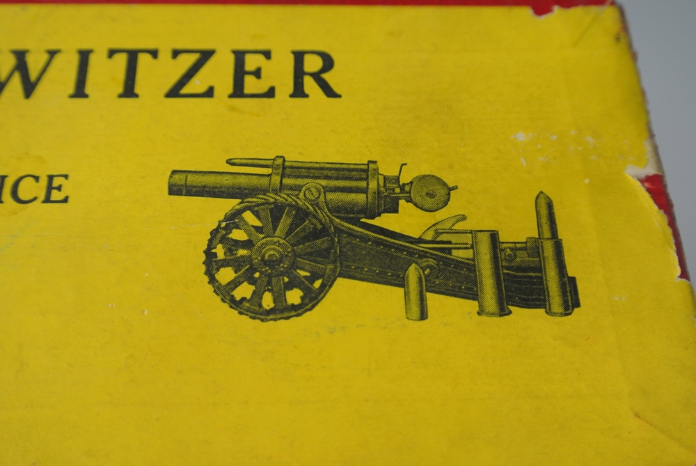 Britains 18" Firing Howitzer Mounted for Field Service 