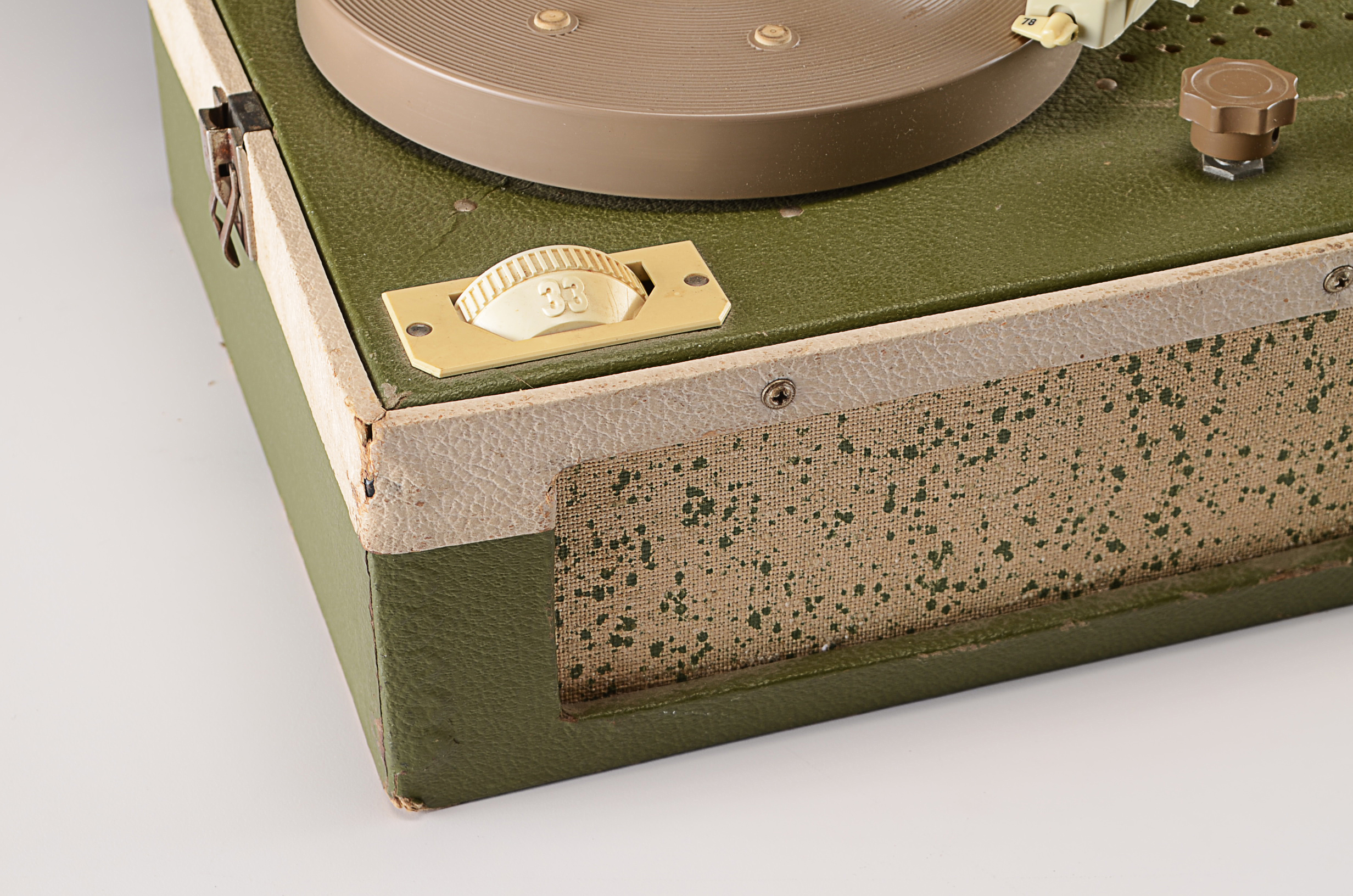 Vintage Spear-tone by Lionel Record Player