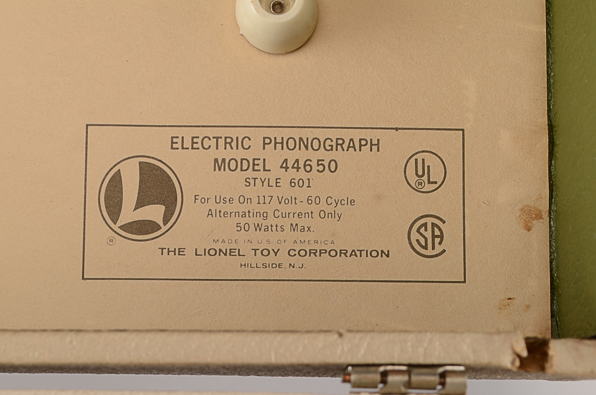 Vintage Spear-tone by Lionel Record Player