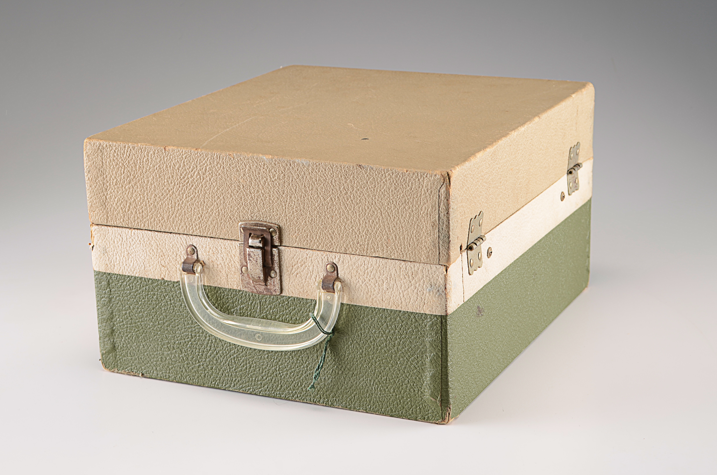 Vintage Spear-tone by Lionel Record Player