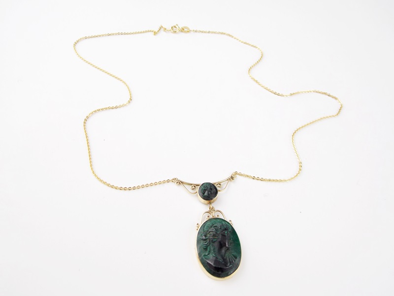 A Lovely Vintage 12k Yellow Gold Necklace with a Carved Malachite Cameo Pendant 