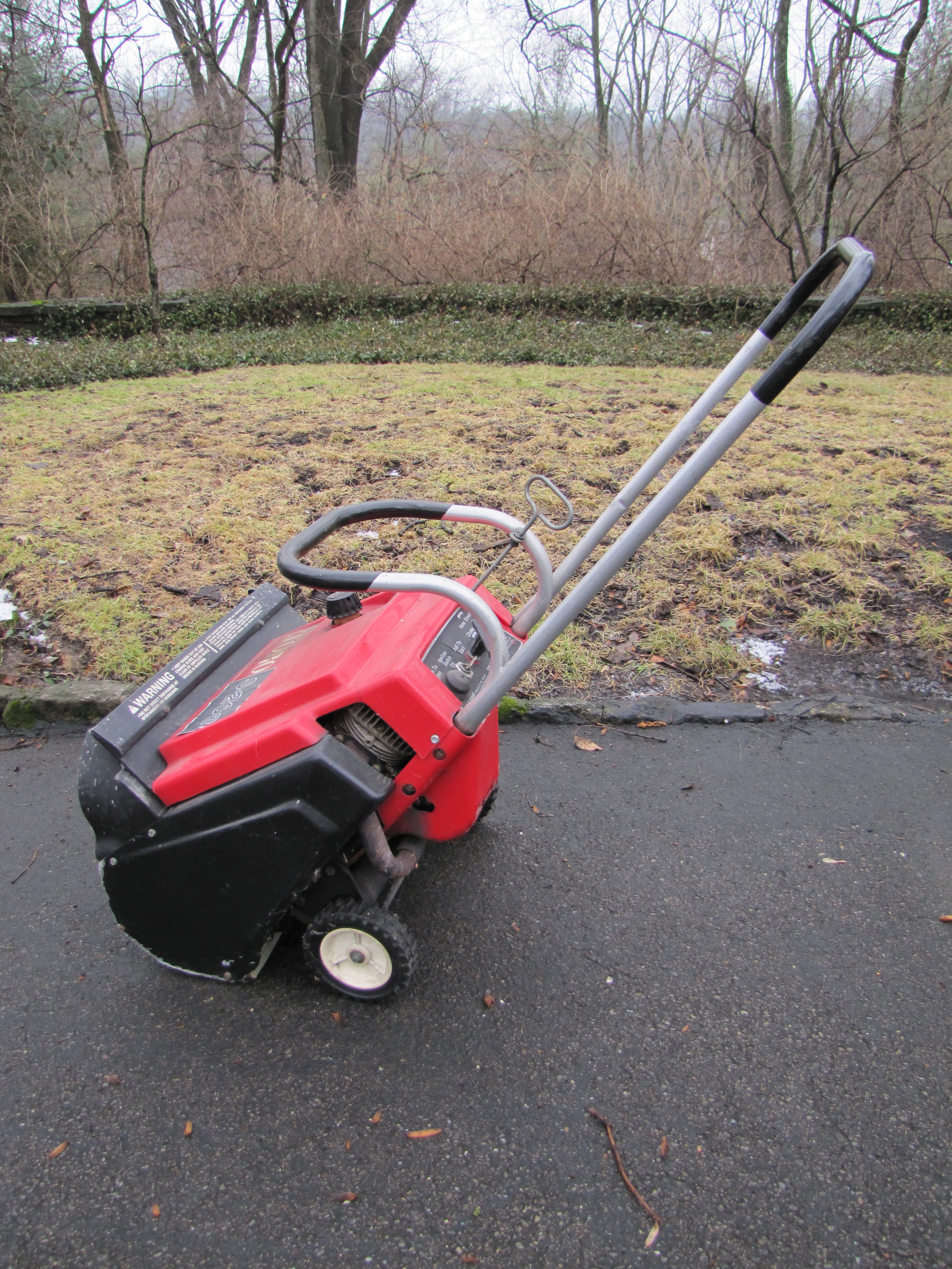 Toro S-200 Snow Blower