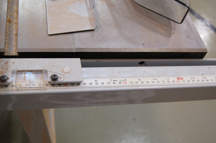 Delta 10" Contractor's Table Saw