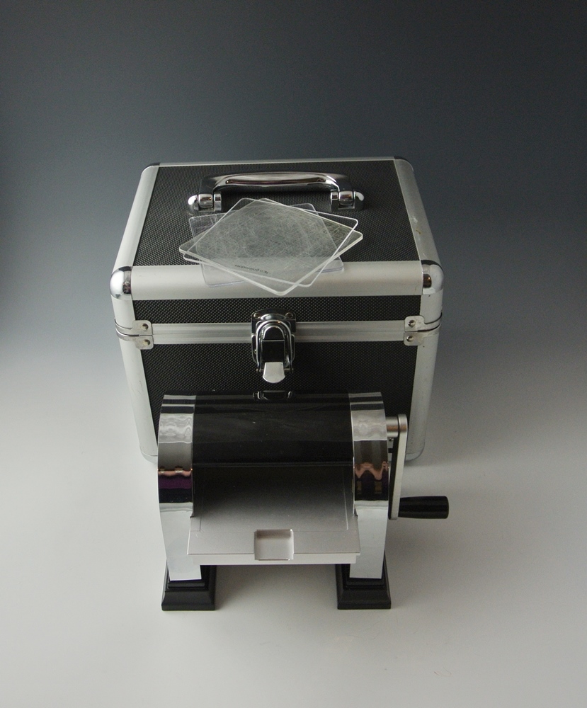 QuicKutz Revolution Tabletop Die-Cutting Tool