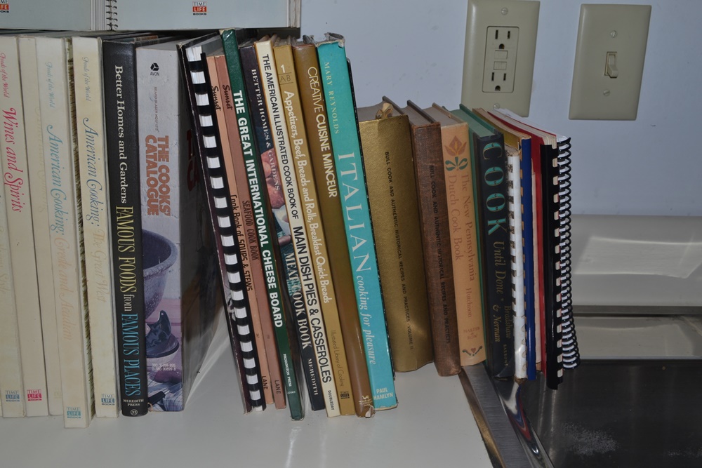 Cookbooks, Tins and Recipe Holders