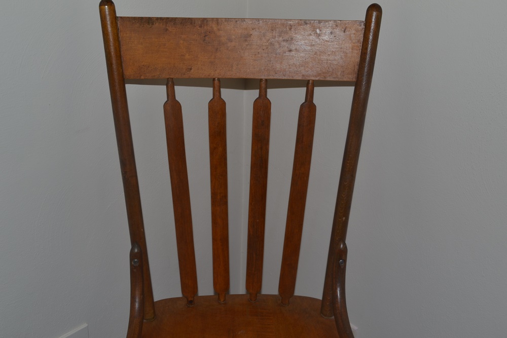 2 Vintage Side Chairs