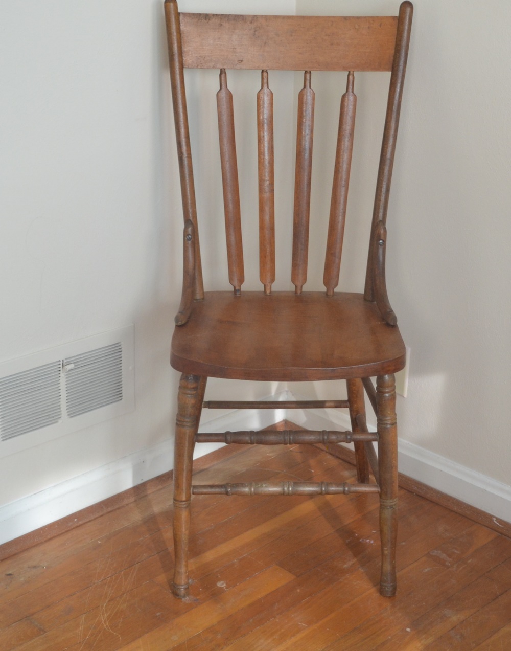 2 Vintage Side Chairs