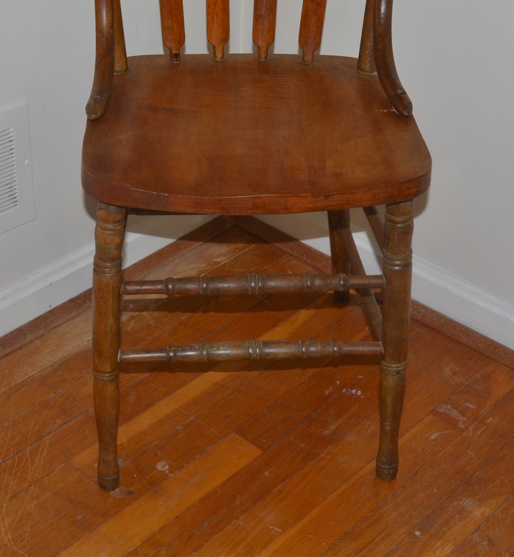2 Vintage Side Chairs
