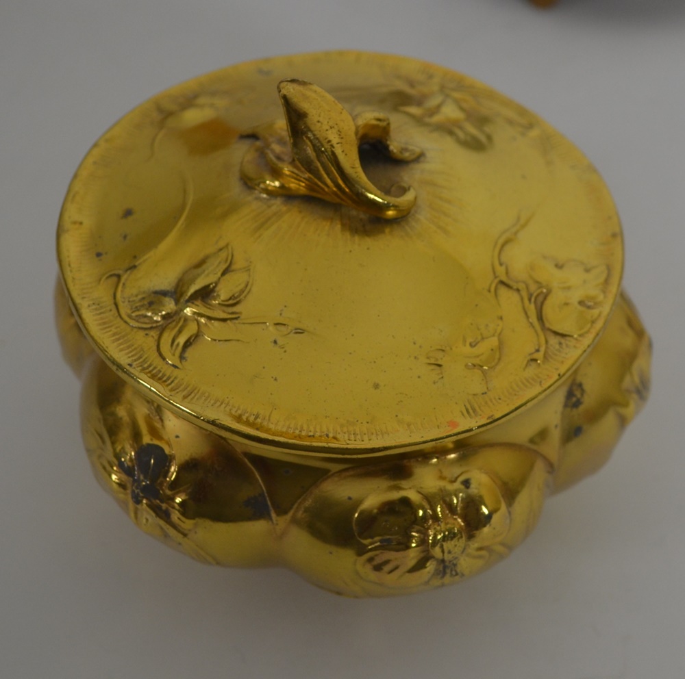 Group Of Vintage Trinket & Music Boxes