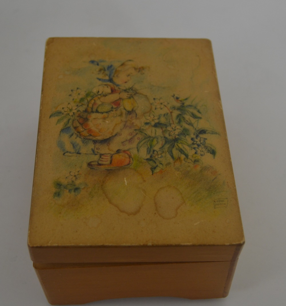 Group Of Vintage Trinket & Music Boxes