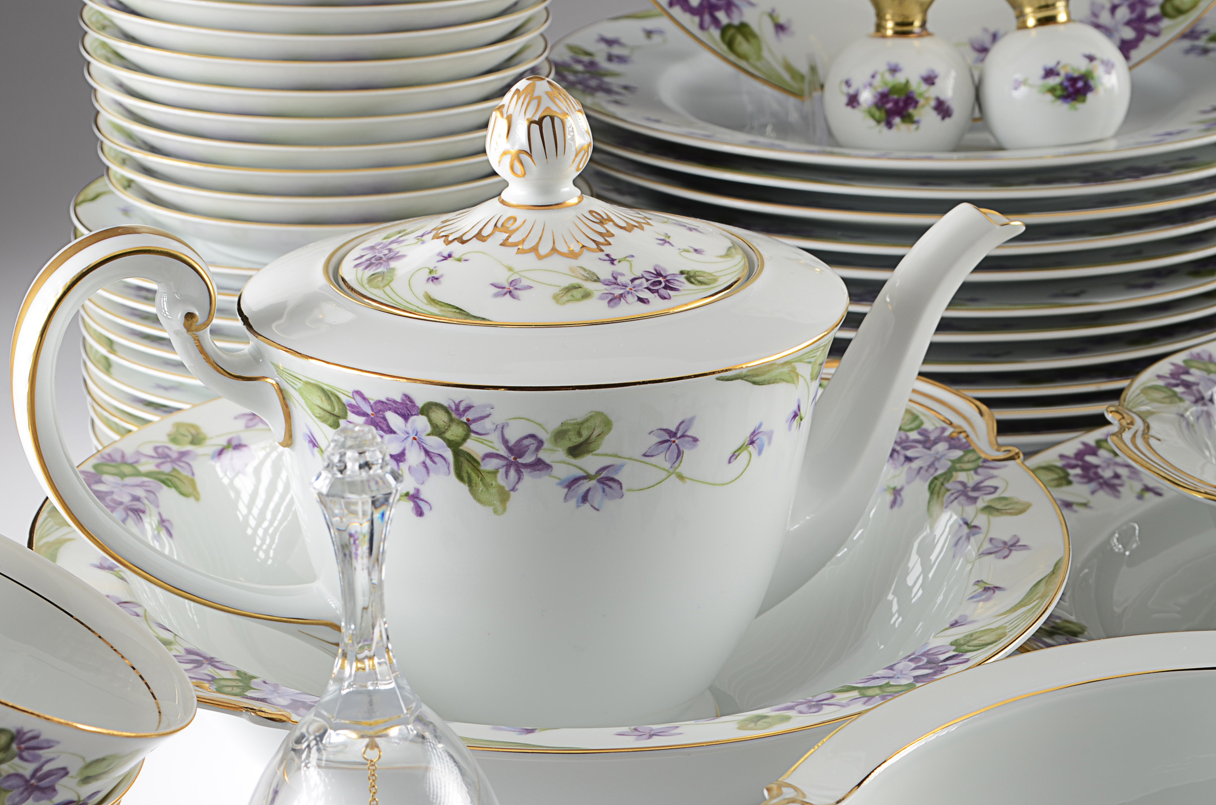 Noritake "Nancy" Pattern China and Matching Pieces