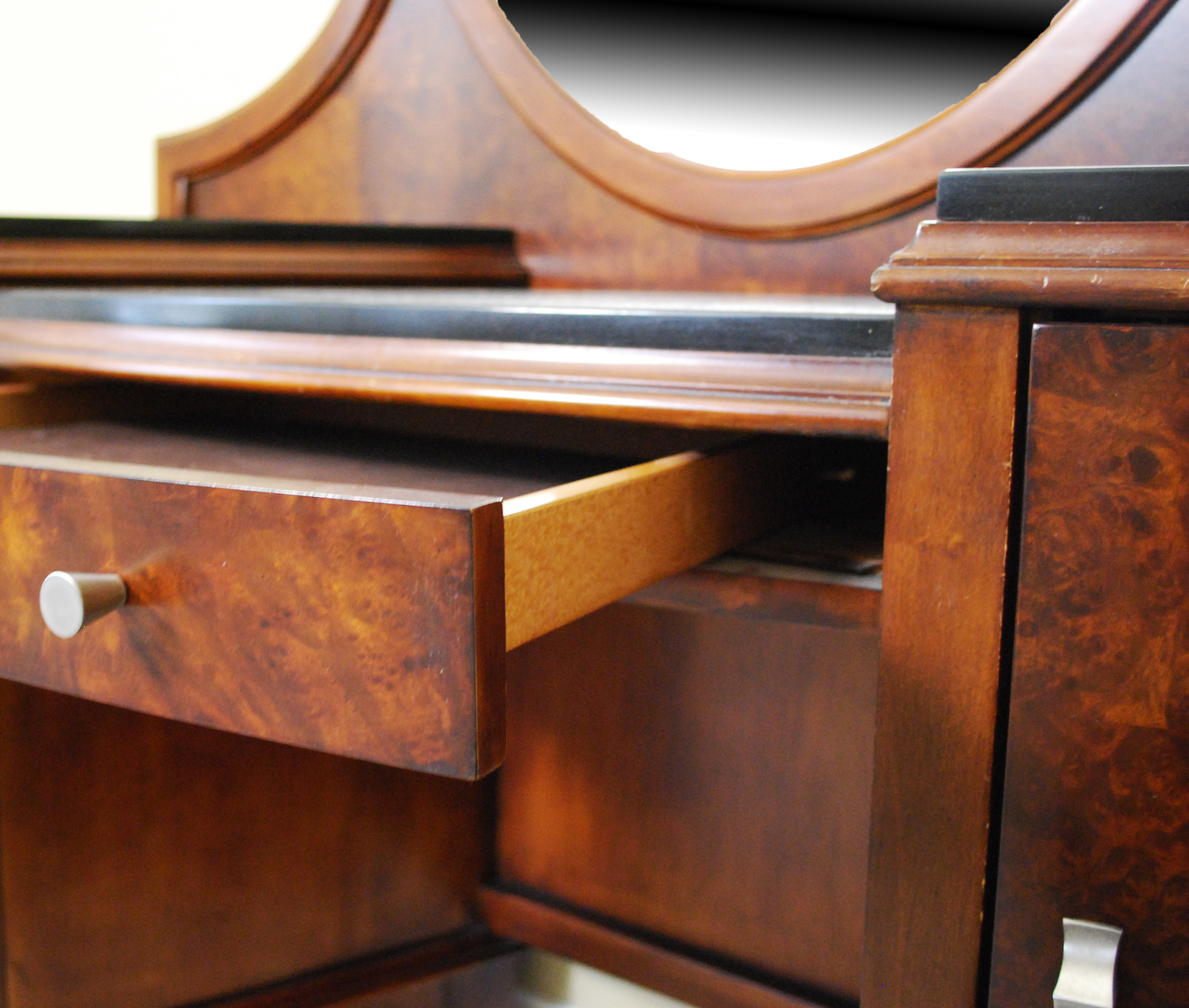 Art Deco Style Vanity With Mirror