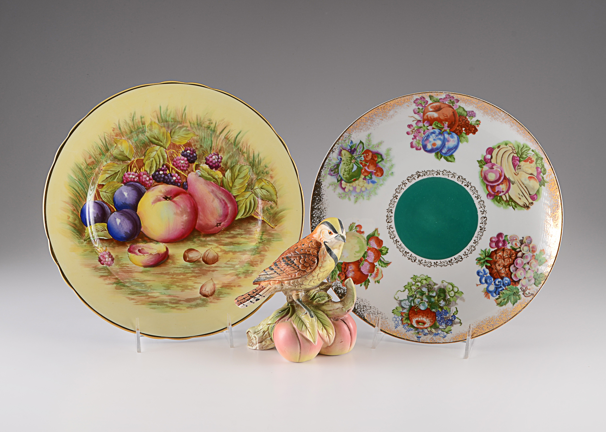Decorative Plates and Bird Figure