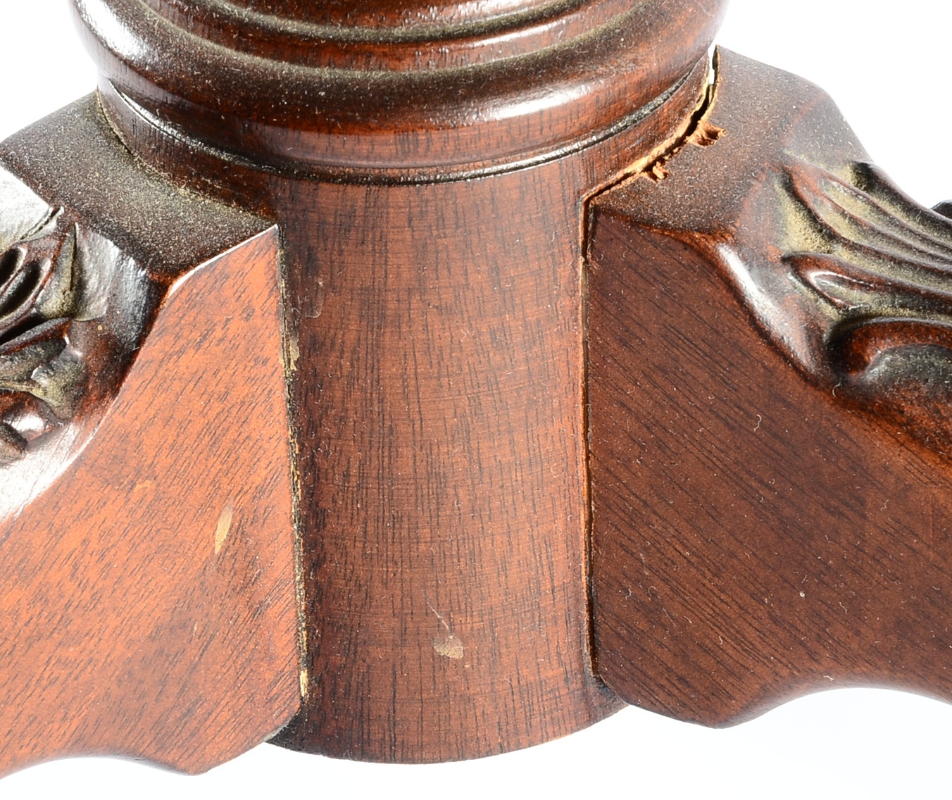 Mahogany Pie Crust Pedestal Table