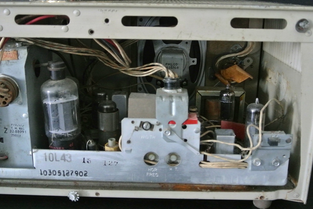 1959 Philco Predicta Princess Swivel Television