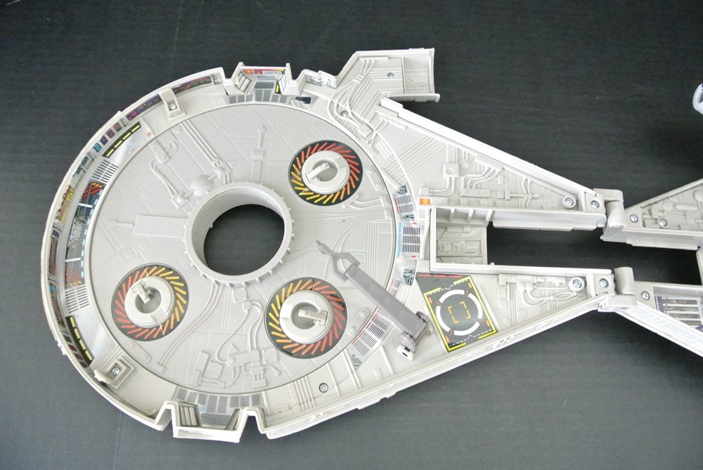 Star Wars Millenium Falcon Toys