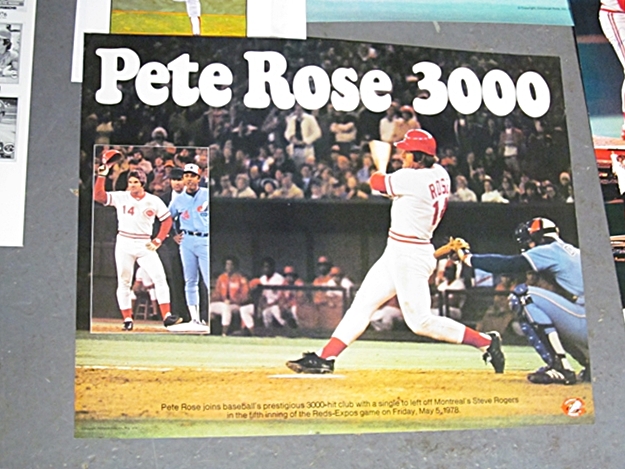 Cincinnati Reds Poster Collection with Signed Tom Browning Poster 