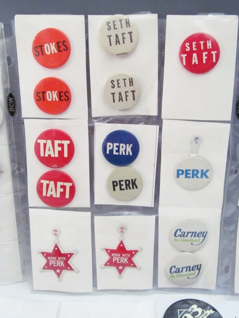 100 Presidential, Political, Union and Teamster Buttons
