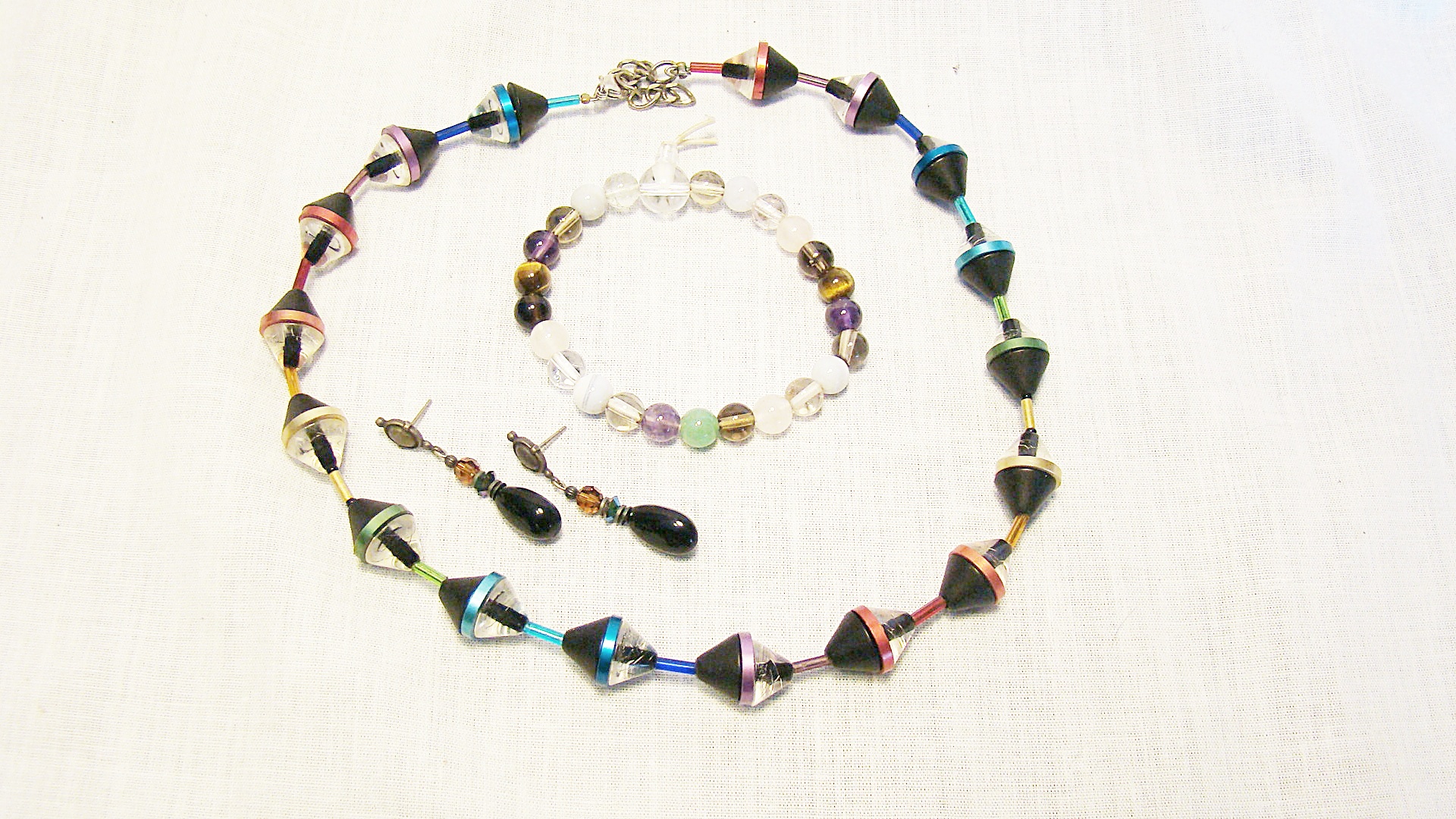 Rosselini Handmade Necklace and More