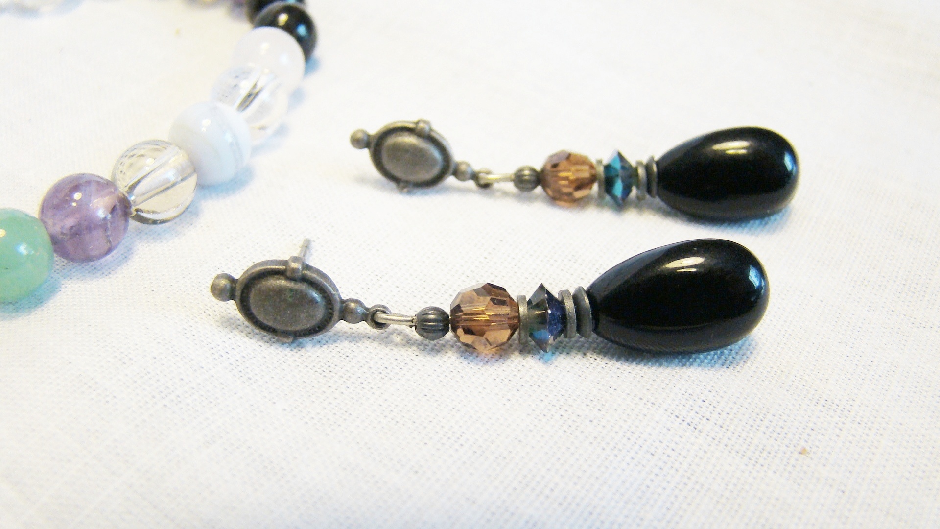 Rosselini Handmade Necklace and More