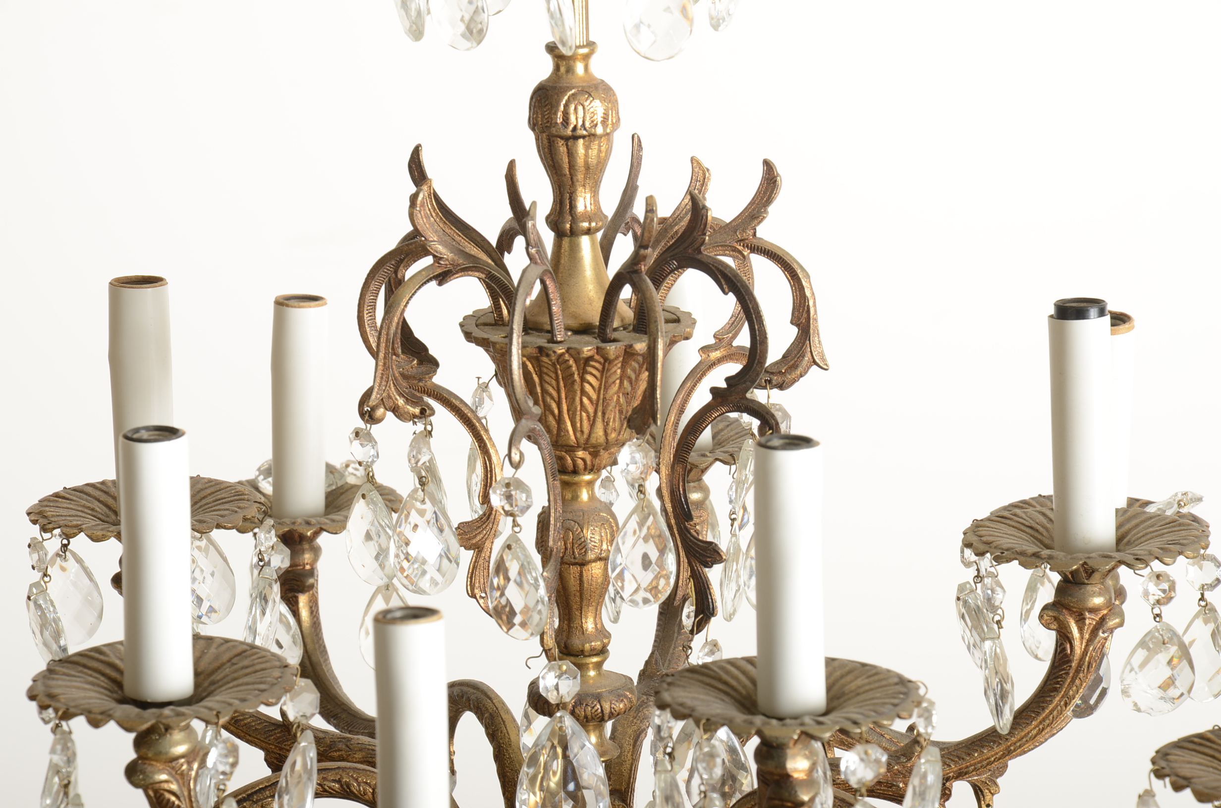 A Stunning Vintage Brass Chandelier 