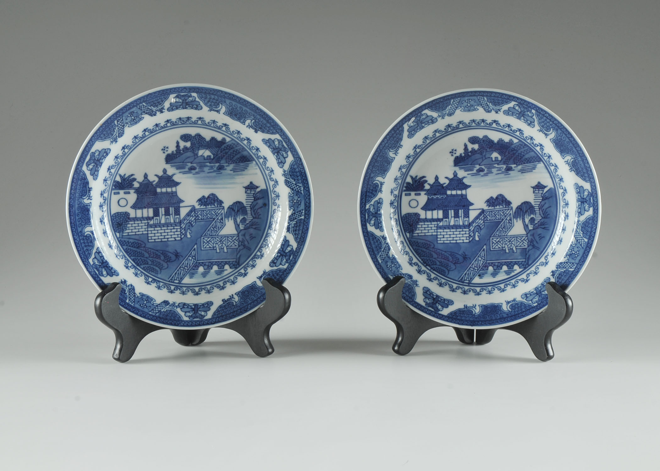 Decorative Blue and White Ginger Jar Ensemble