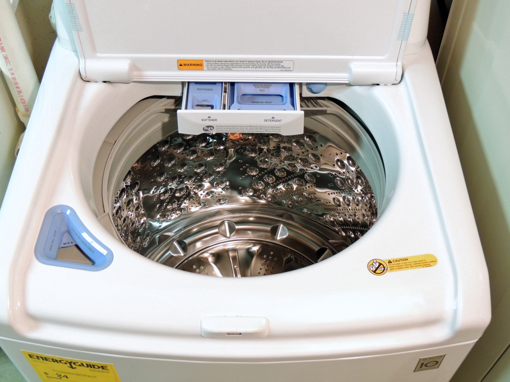 LG TrueBalance High Efficiency Clothes Washer
