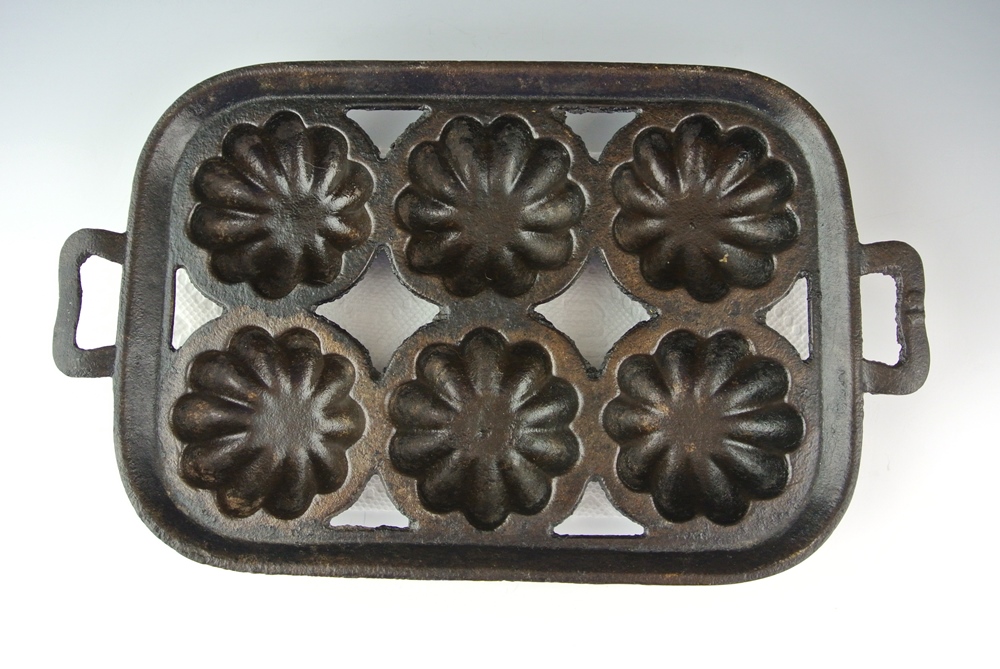 Vintage Cast Iron Muffin Pan