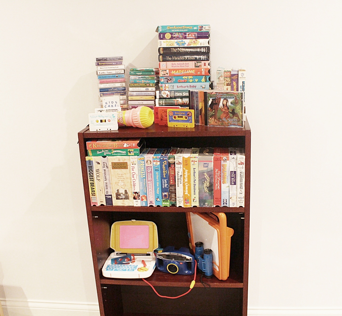 Toys, Family VHS, Cassette and CD Lot