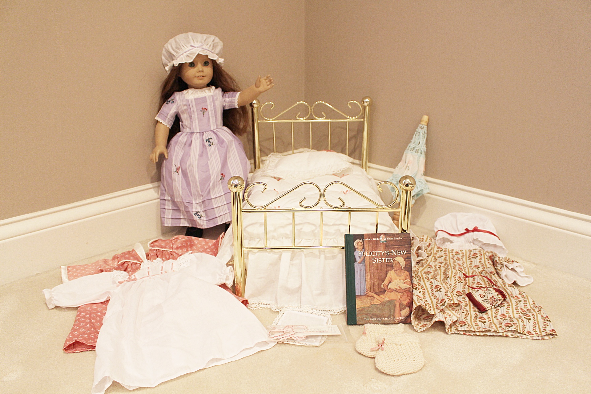Felicity American Girl Doll, Brass Bed, Book, Umbrella and Two Outfits