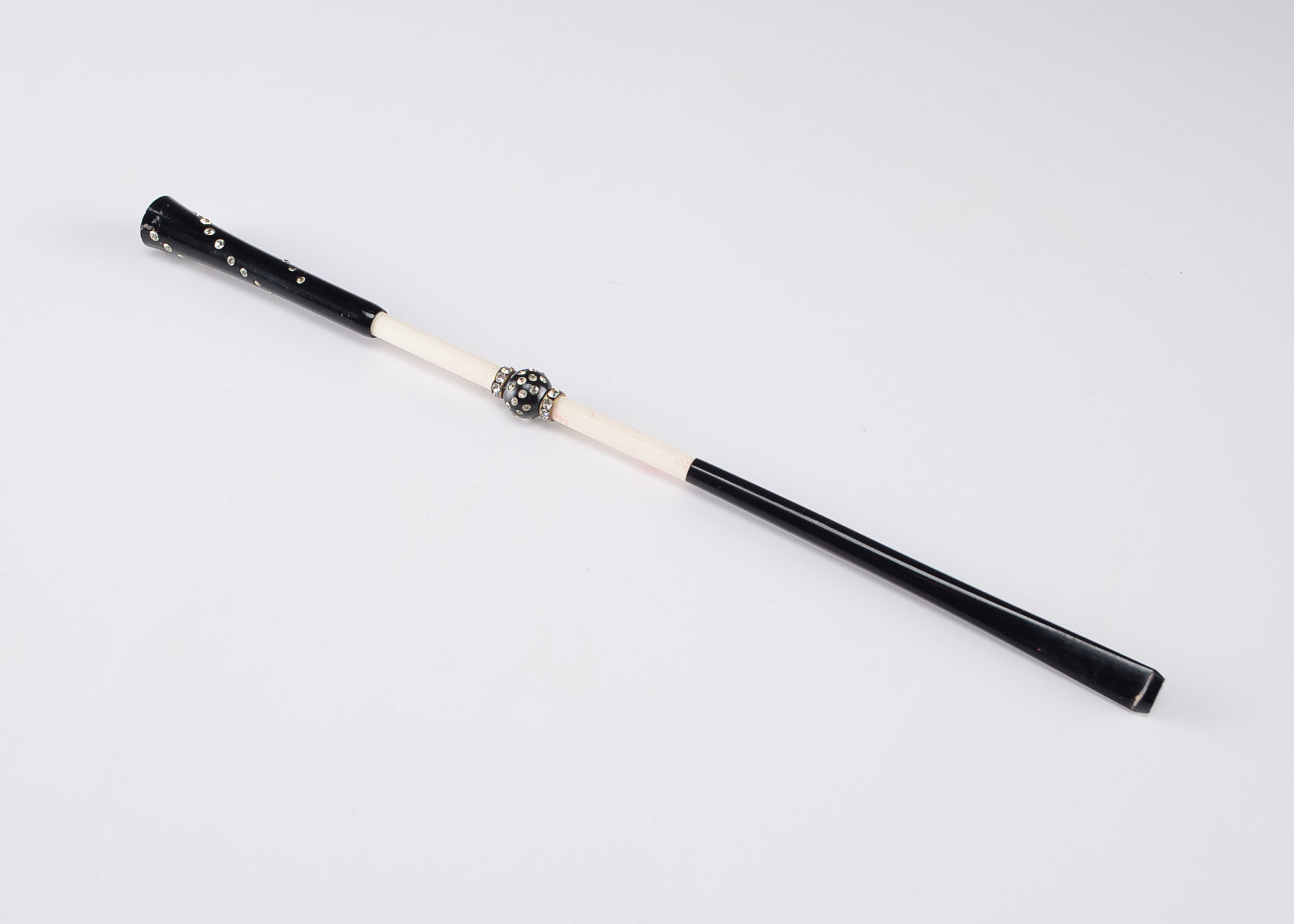 Vintage Art Deco Cigarette Holder