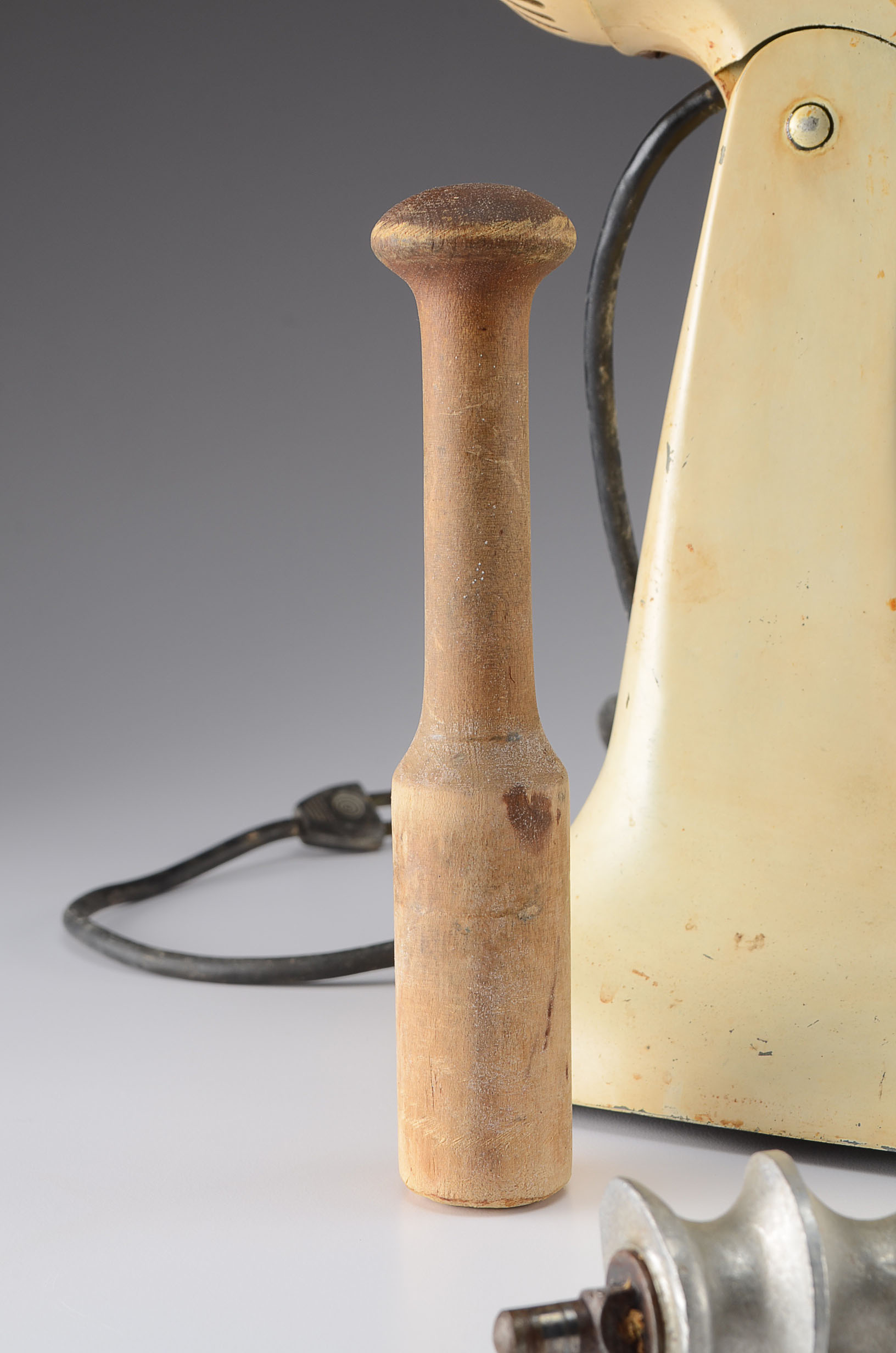 1940's Kitchen Aid Model 3B Mixer