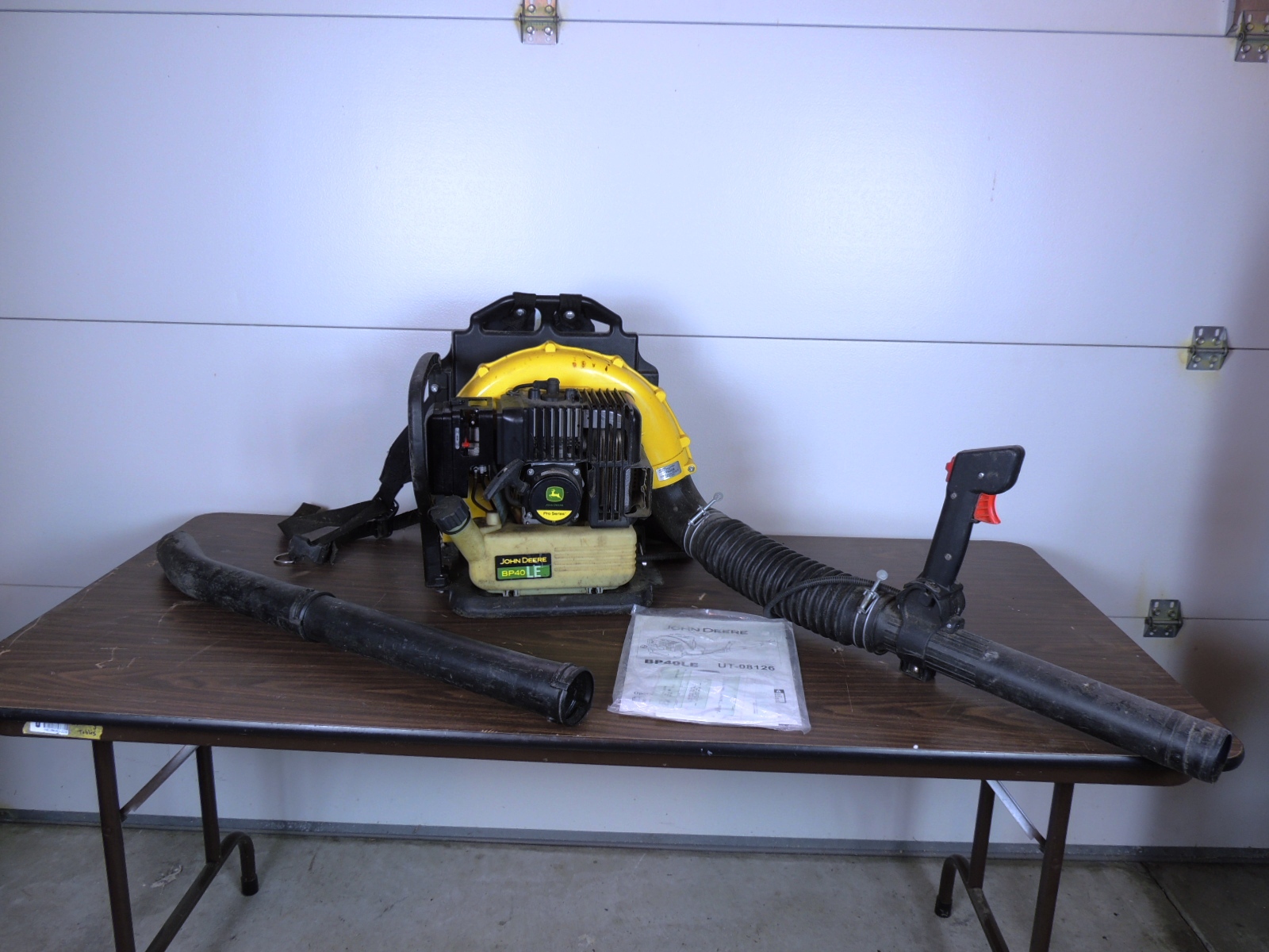 John Deere BP40LE Pro Series Leaf Blower