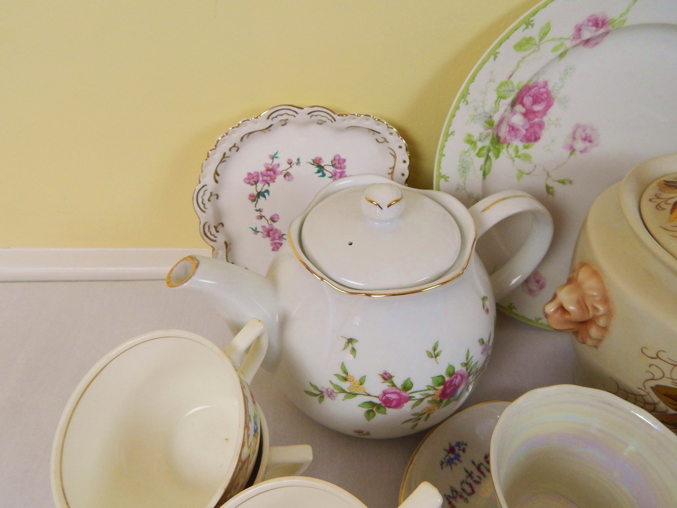 Decorative China & Ceramic Collection 