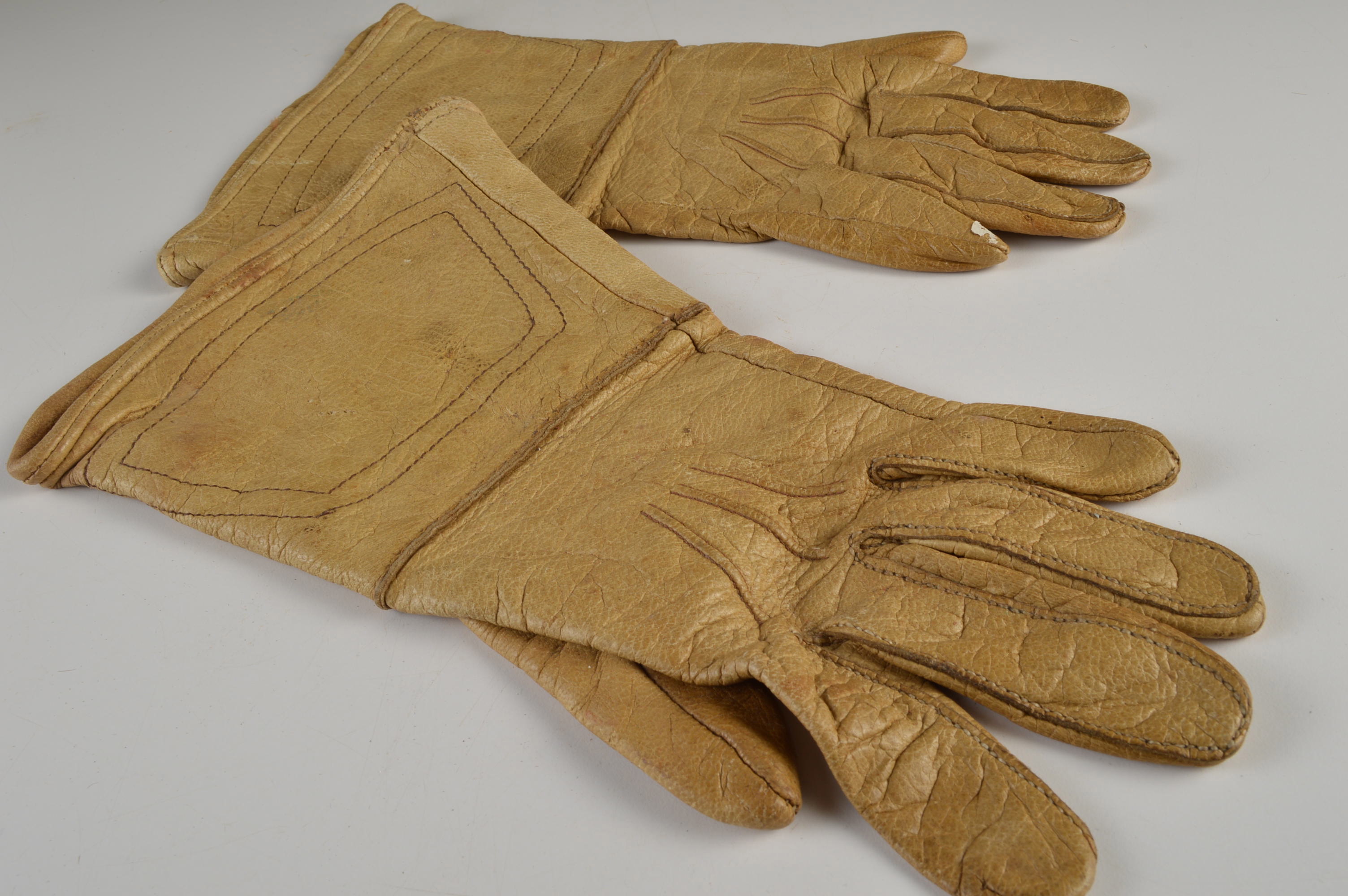Vintage Leather Gauntlets