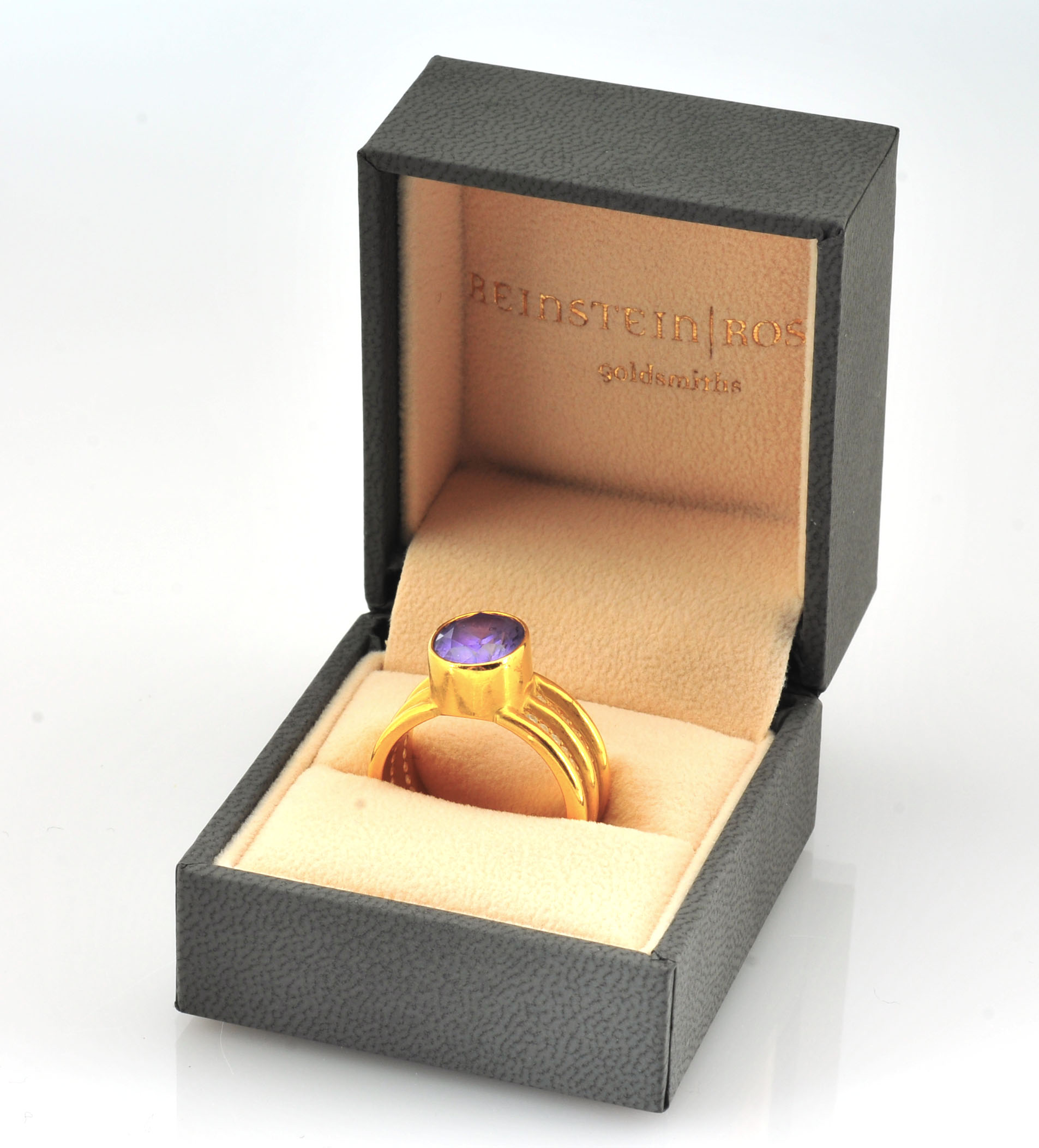 Reinstein/Ross of New York 20 K Natural Purple Sapphire "Double Shimmer" Ring 