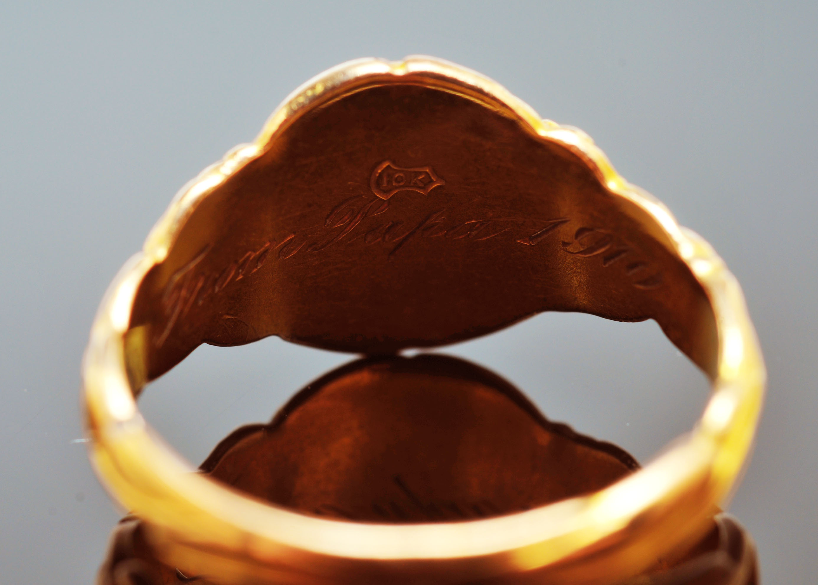 Early 20th Century 10 K Yellow Gold Signet Ring