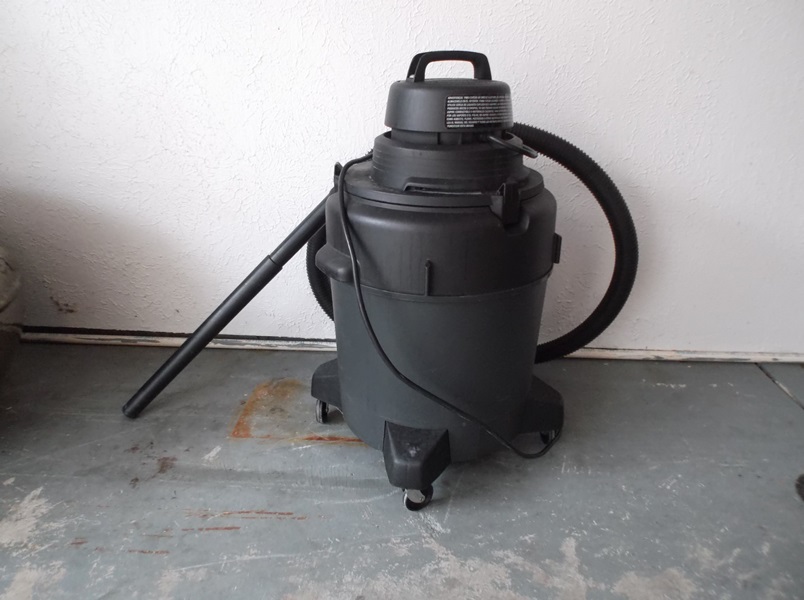 QSP Ten-Gallon Shop Vac