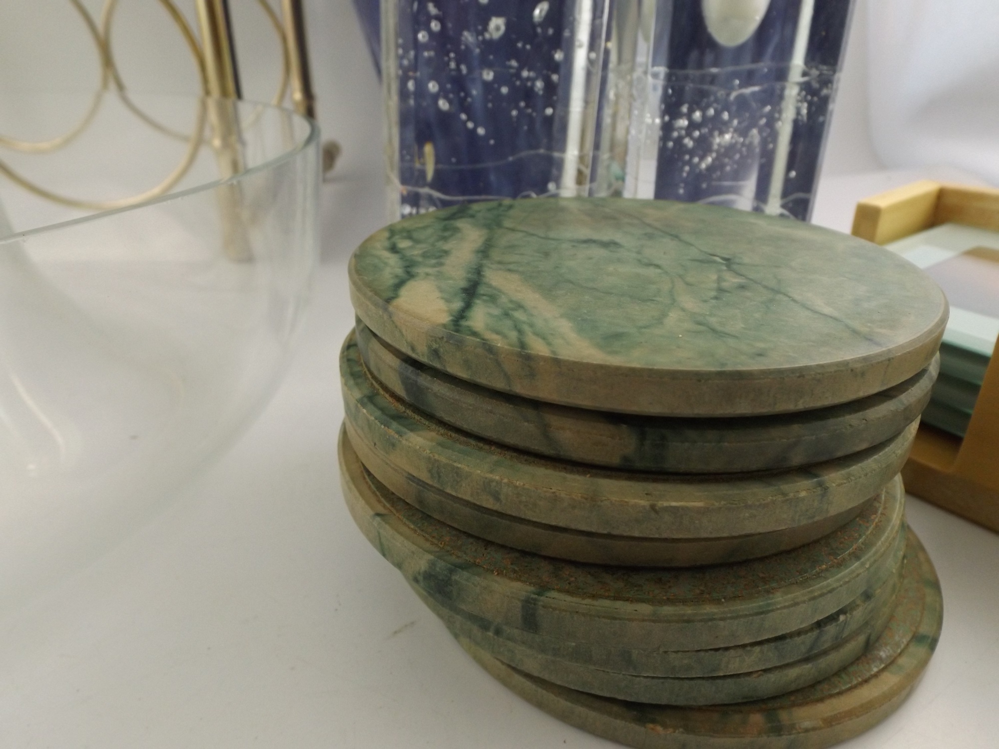 A Modern Decor Group