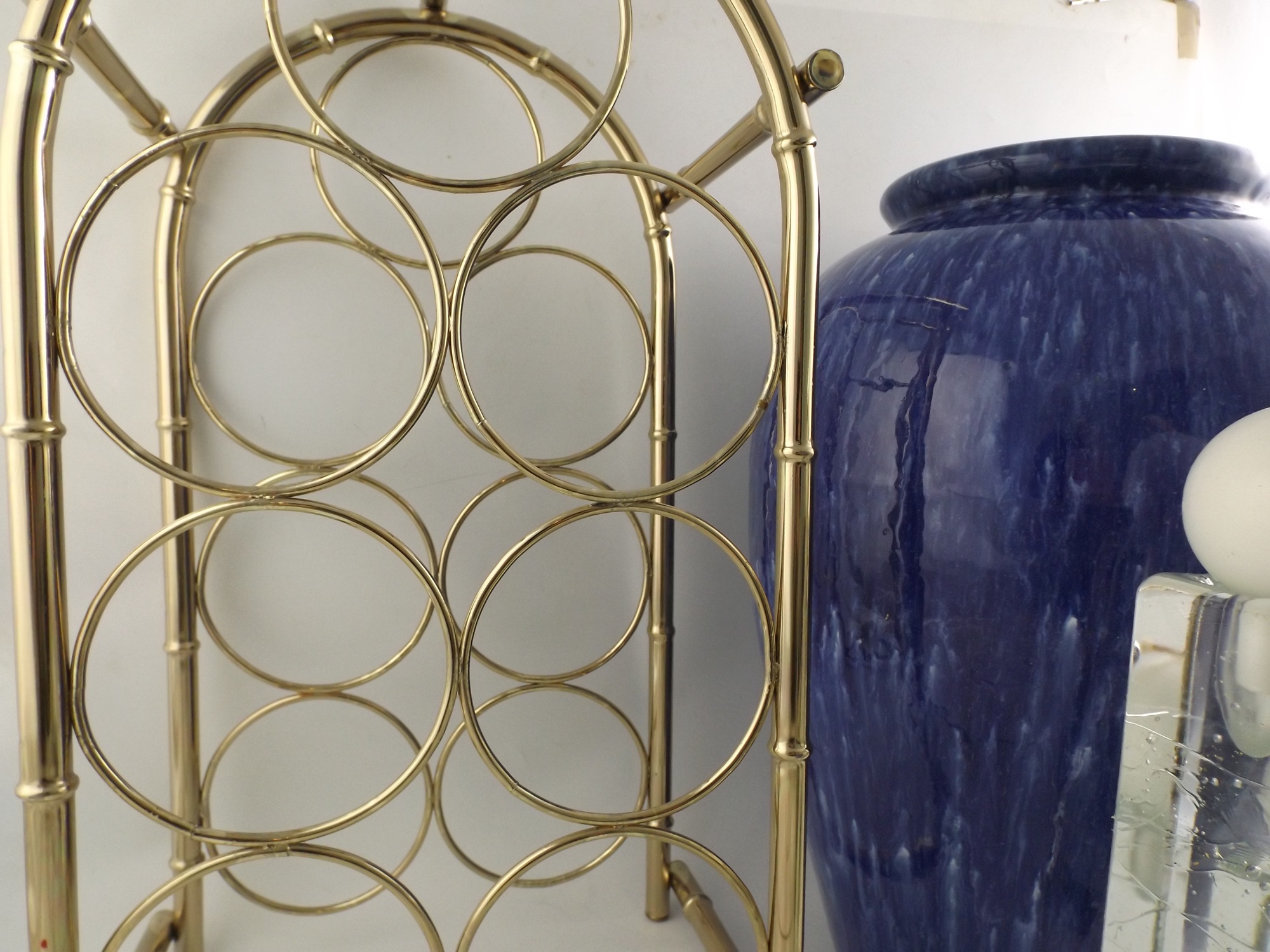 A Modern Decor Group