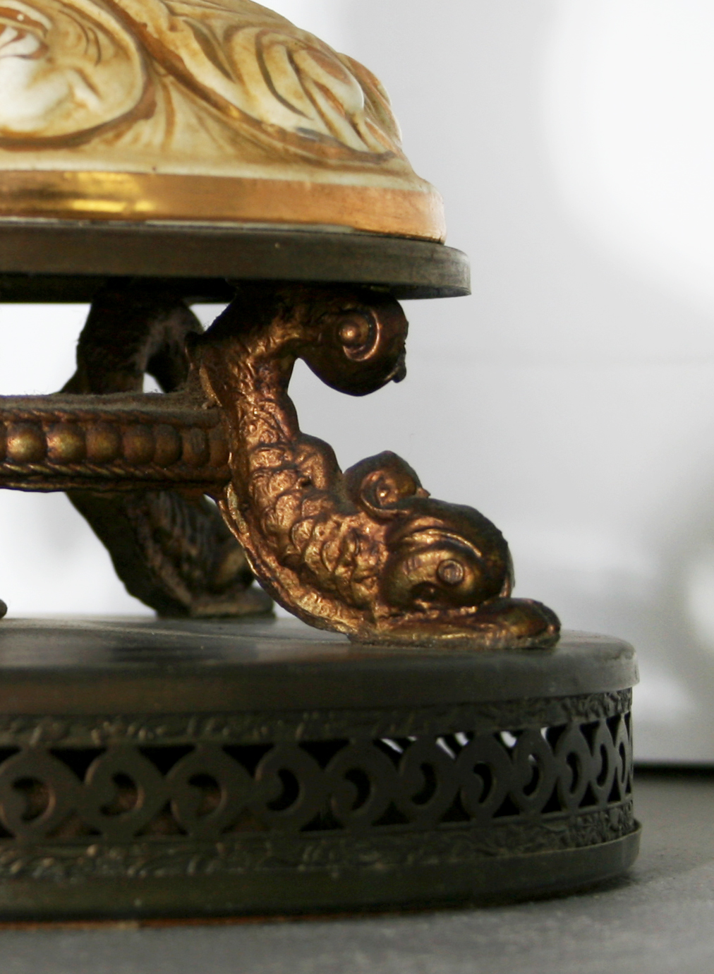 Vintage Lamp with Cherub Motif 