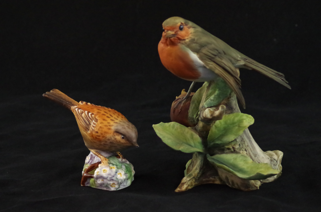 Collectible Porcelain Robin by Giuseppe Tagliariol "Tay" and Bone China Sparrow
