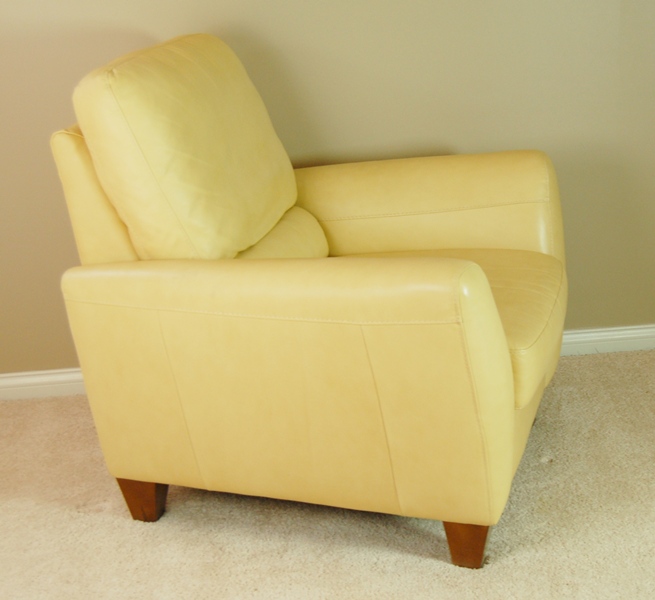 Almafi Maize Leather Recliner