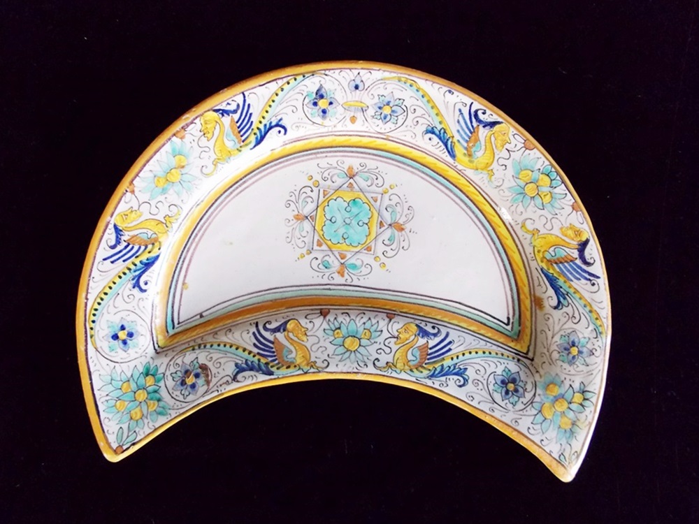 Vintage Hand Painted Italian "Deruta" Pottery Appetizer Plates and More