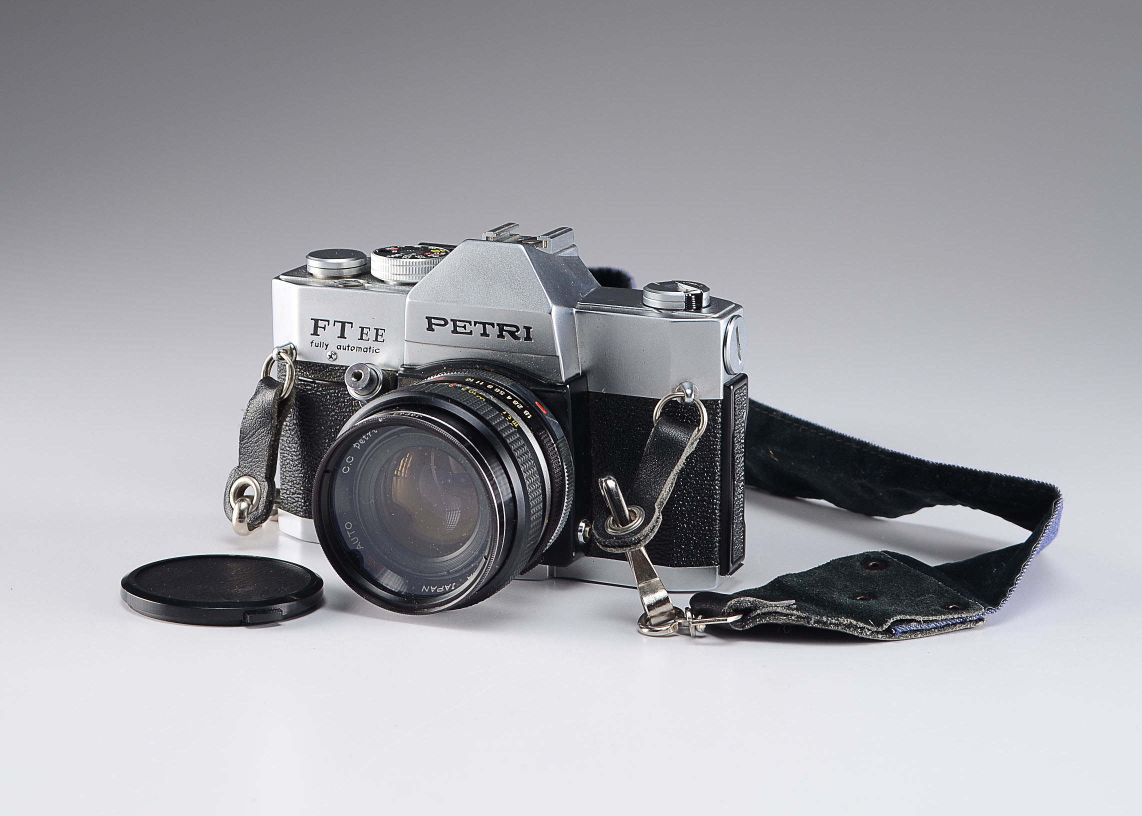 A Vintage Petri FF EE 35mm Camera