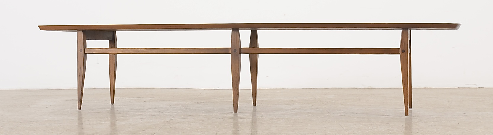 Mid Century Modern Lane Coffee Table, Style 991-09