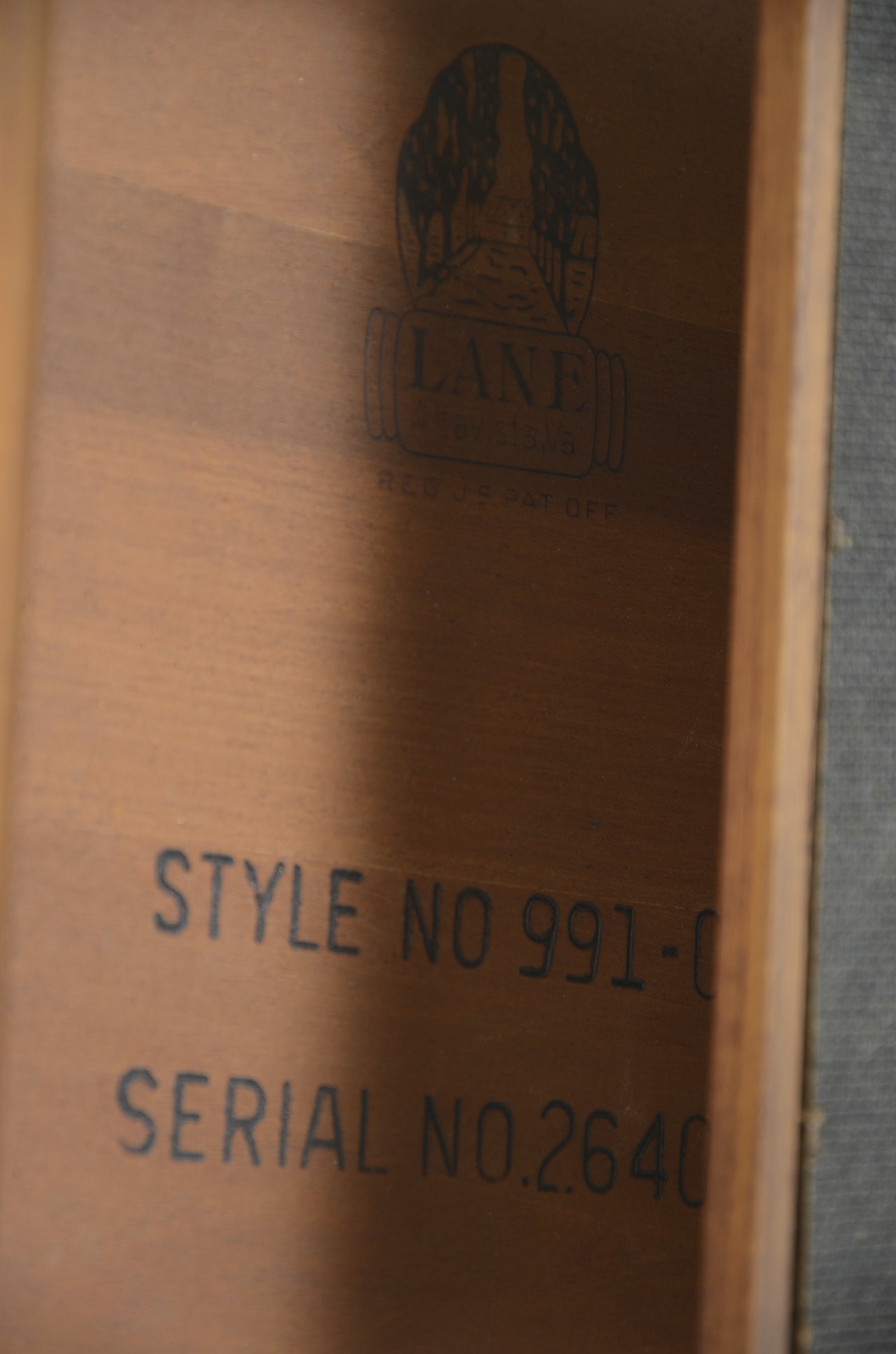 Mid Century Modern Lane Coffee Table, Style 991-09