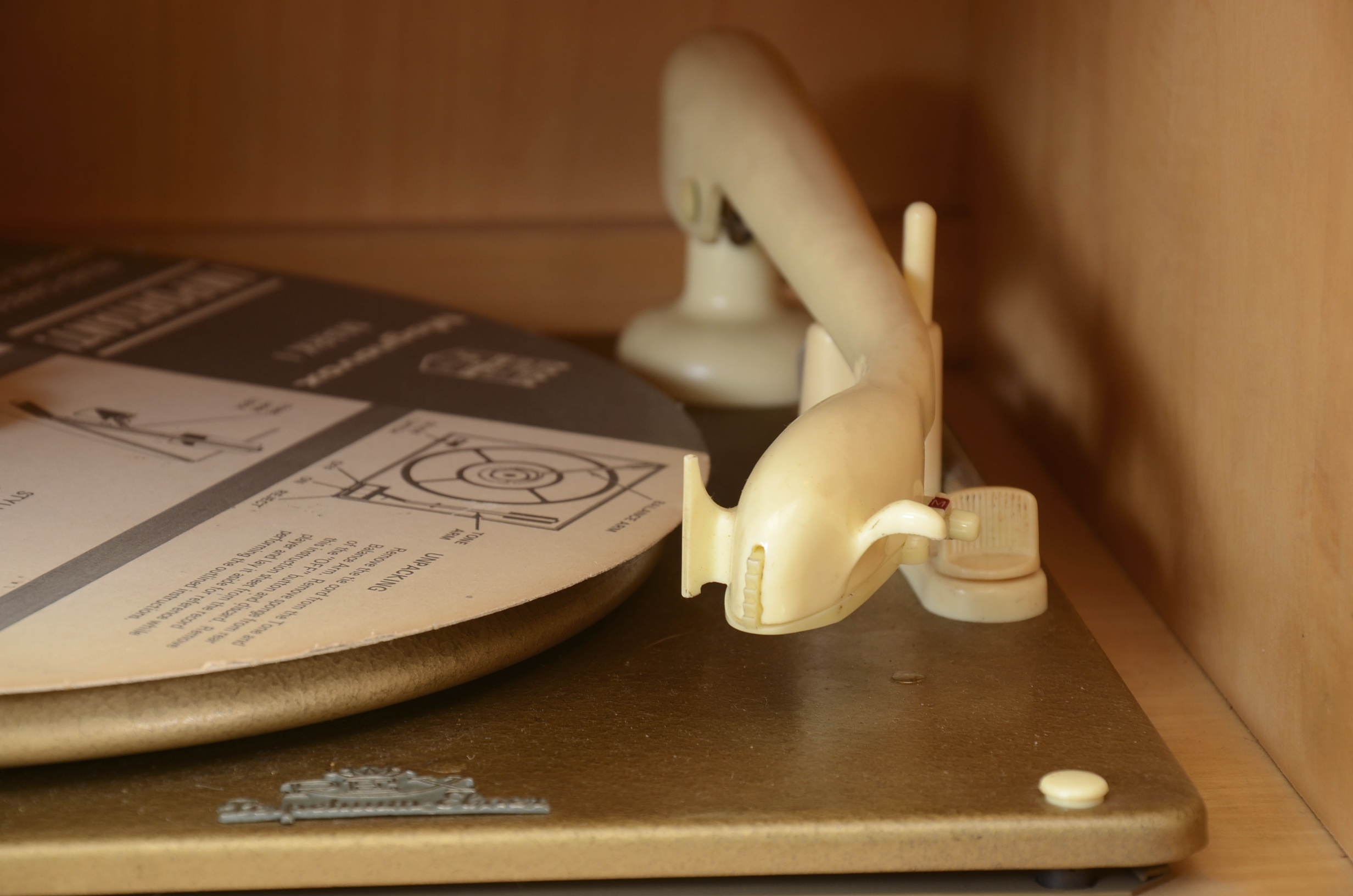 Mid Century Modern Grundig Majestic Model 7056 Stereo/Turntable Console