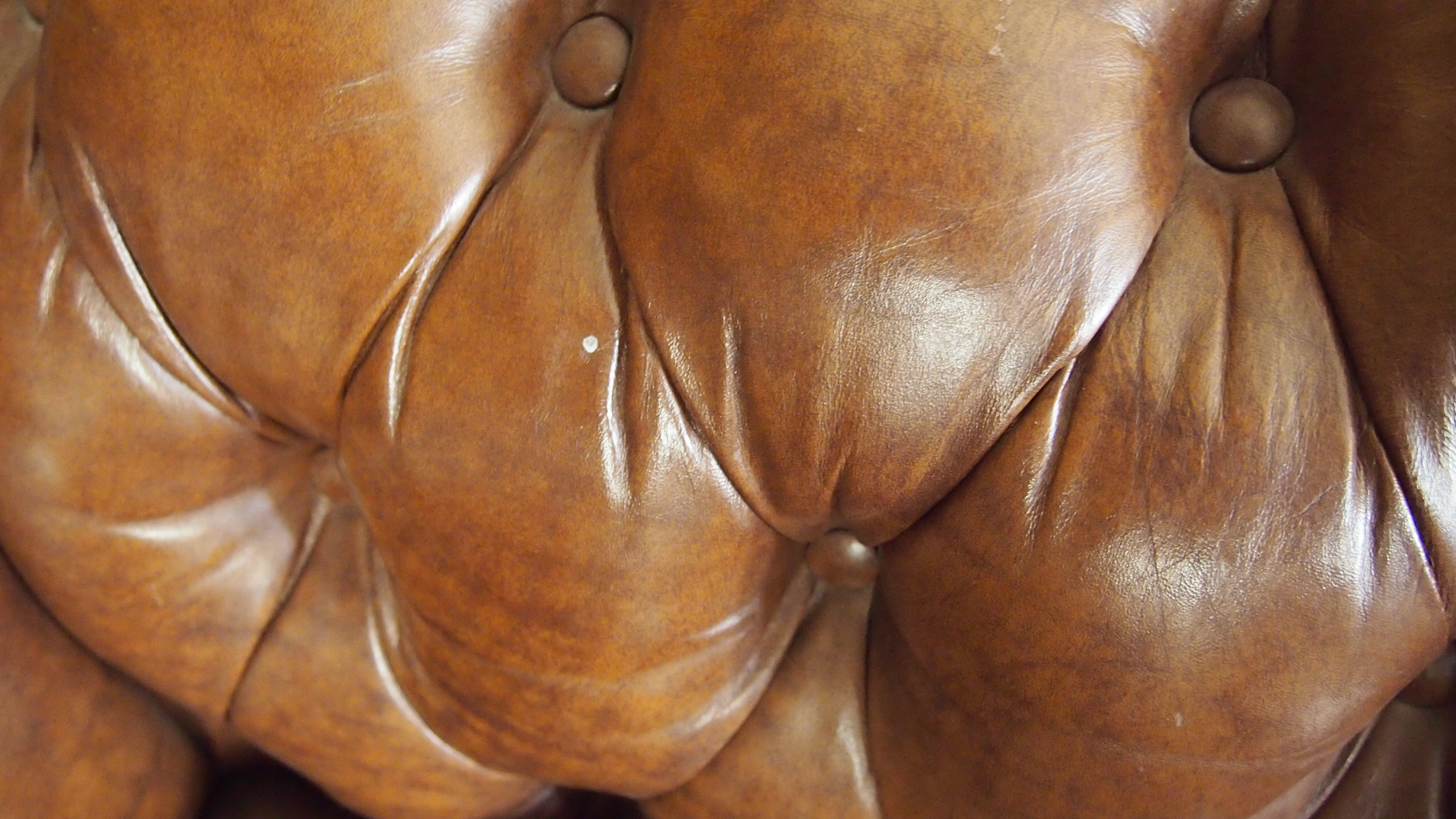 Tufted Leather Chesterfield Sofa