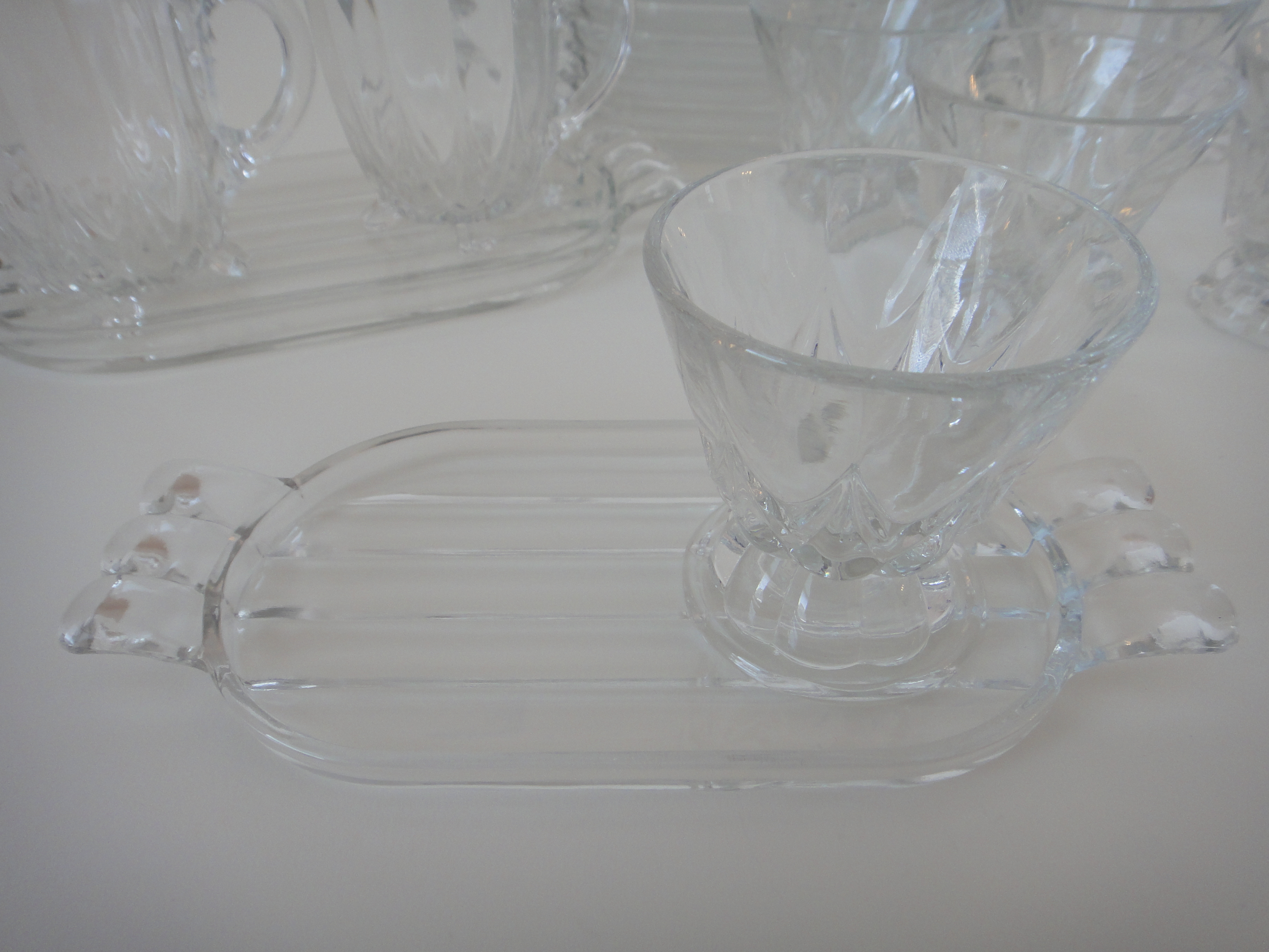 18-Piece Vintage Glass Snack Set